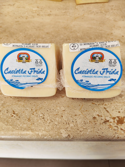 Caciotta frida ,fromage de brebis doux (pecorino Sarde dolce)