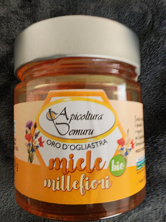 Miel biologique de mille fleurs élaboré dans les montagnes de Sardaigne